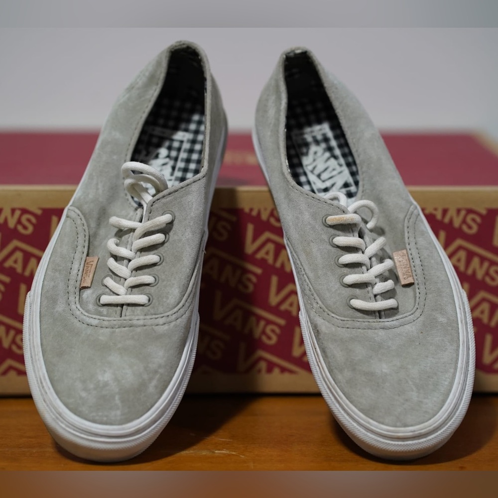 Womans Vans Authentic Decon CA Leather Pigsuede Drizzle Grey W size 8.0 M 6.5